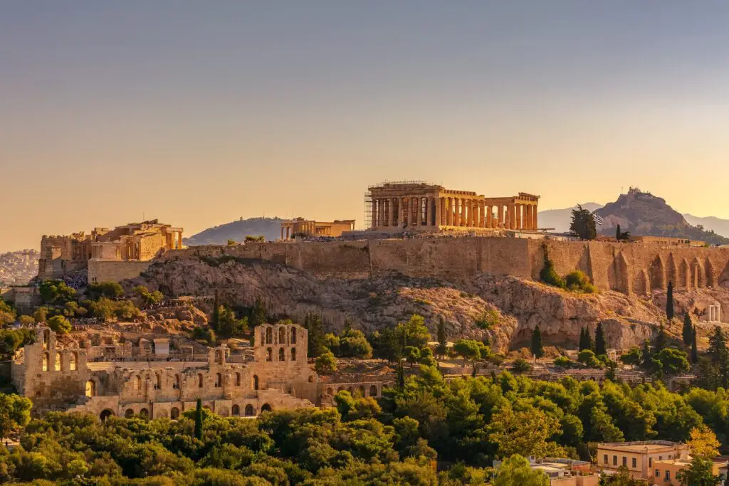 famous landmarks in greece